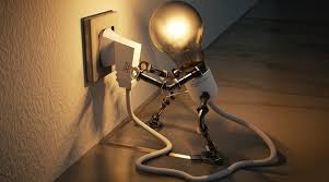 آیا نوسان برق باعث سوختن یخچال می‌شود؟