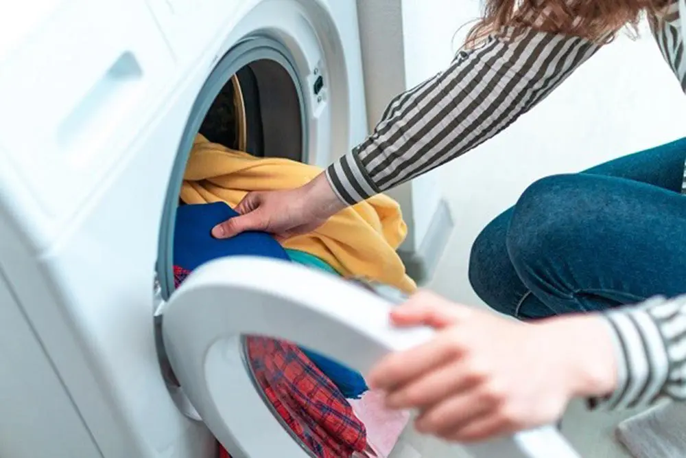 چرا لباسها بعد از شستشو چروک میشوند؟ 2 چرا لباسها بعد از شستشو چروک میشوند؟