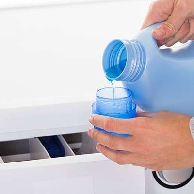 6 نوع از بهترین مواد شوینده ماشین لباسشویی+معایب آنها
