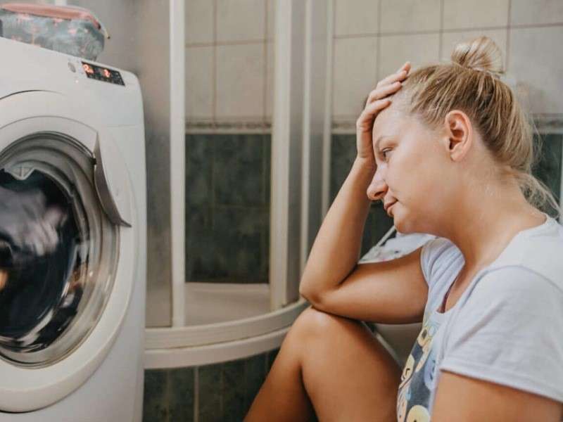 دلایل لرزش ماشین لباسشویی و روش های‌ رفع آن: